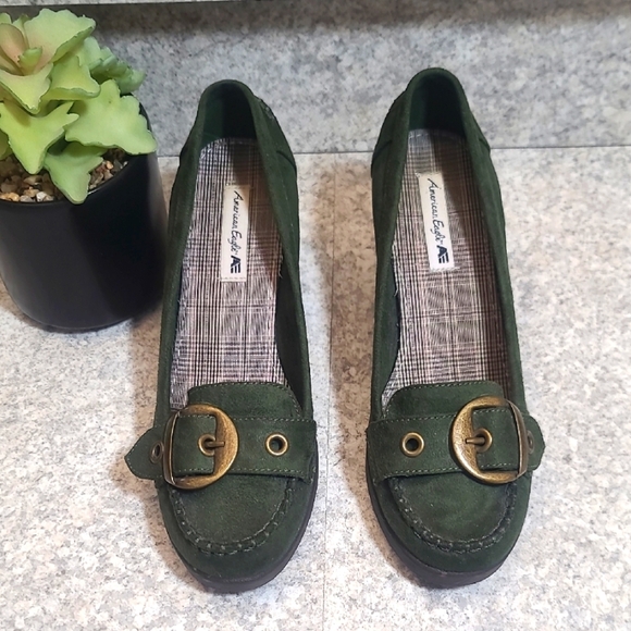 American Eagle Outfitters Green Faux Suede Women's Loafers - Picture 1 of 8